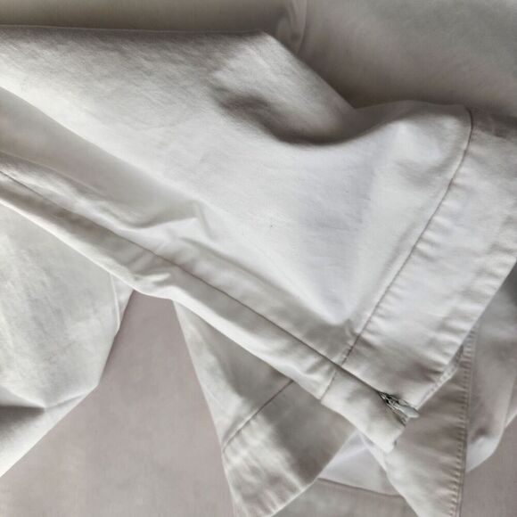 THEORY pants White Ankle Crop size 8 Zipper Leg Capri Stretch Coastal Resort - Picture 12 of 12